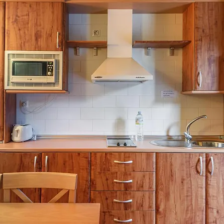 1 Bedroom In Valencia De Alcantara * La Acena de la Borrega